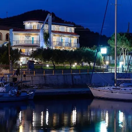 Aiolis Studios Lägenhet *