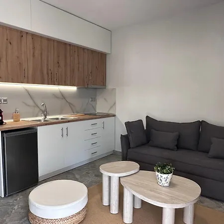 Aiolis Appartamento Porto Koufo