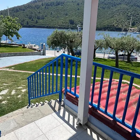 Aiolis Porto Koufo